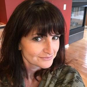 Meet your Posher, Halli